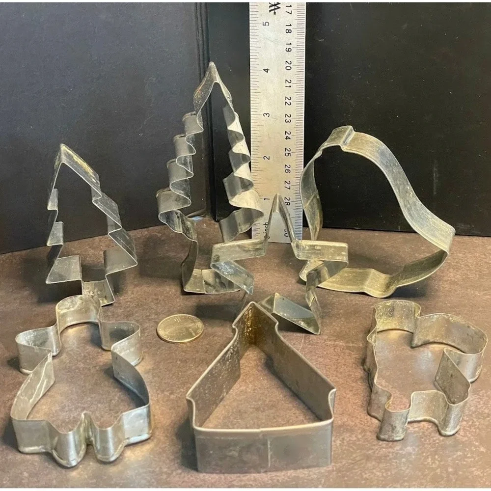 Vintage Metal Cookie Cutters Set Assorted Shapes Holiday Baking Fun‎